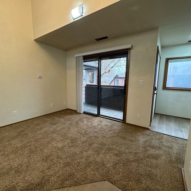 Building Photo - Stylish 1-Bedroom Apartment with Luxurious Updates in a Serene Setting