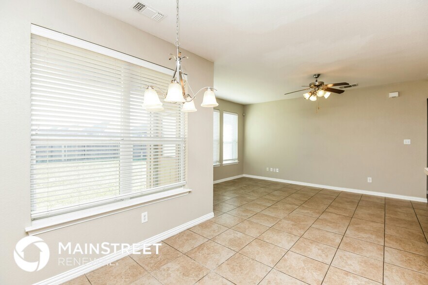 Building Photo - 208 Kennedy Dr