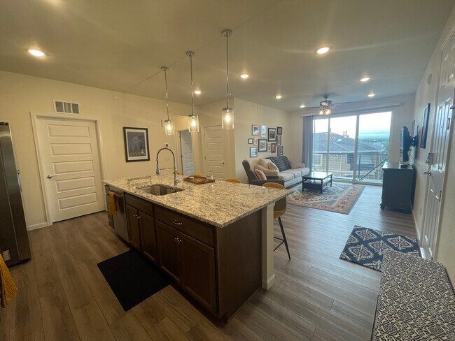 Building Photo - 3825 Presidio Point