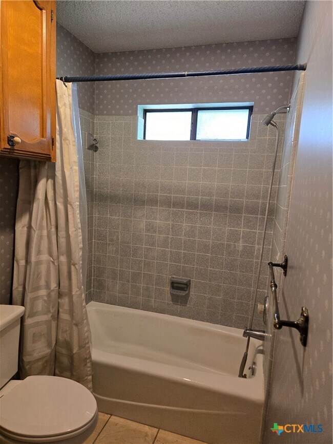 Building Photo - 241 Galvin Dr