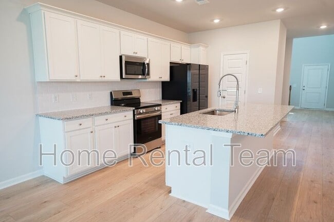 Building Photo - 111 Saltgrass Ln