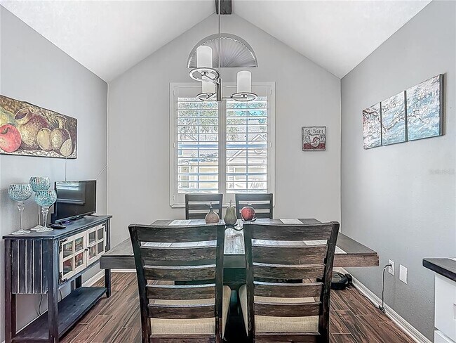 Building Photo - 3611 Pine Knot Dr