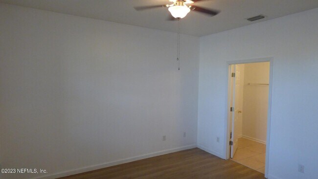 Building Photo - 12301 Kernan Forest Blvd
