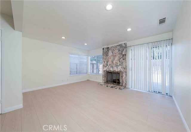 Building Photo - 4 Carrol Ave