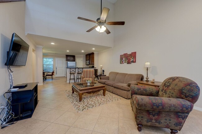 Building Photo - August Pre-Lease!! Beautiful 5 Bedroom Dup...