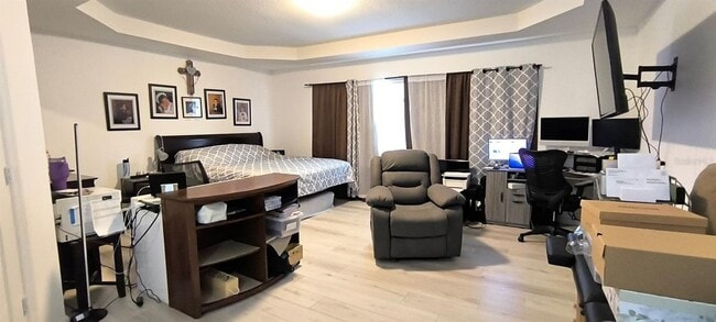 Building Photo - 8674 Abbotsbury Dr