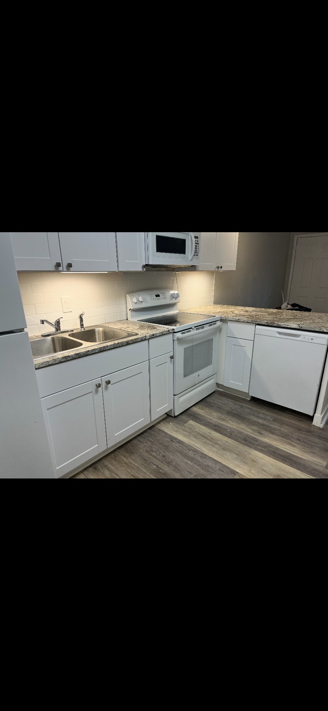 All new appliances - 253 Hayden Rd