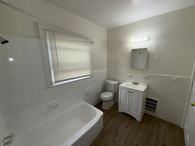 Building Photo - Open House Schedule Mon 9.8.25 @ 1:00pm, W...