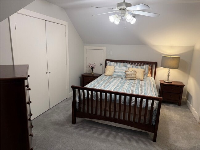 Building Photo - 9833 Marlink