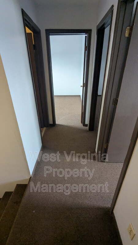 Building Photo - 9 Lair of II