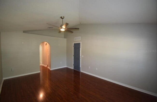 Building Photo - 241 Pine Shadow Ln