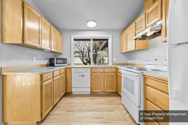 Building Photo - 3215 NW 166th Ave