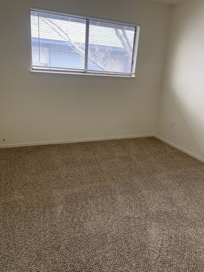 Building Photo - 2169 Kietzke Ln