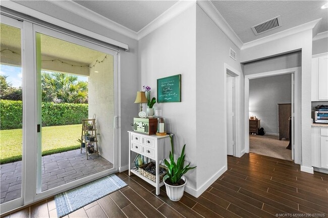 Building Photo - 7461 SW Harbor Cove Dr