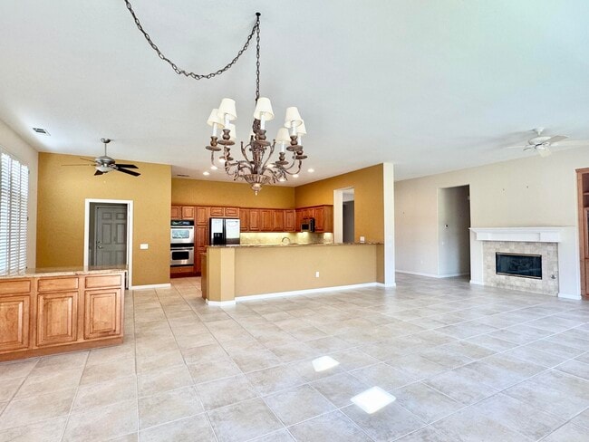 Building Photo - 78768 Yellen Dr