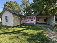 Building Photo - 2 Bedroom Home Available Now!