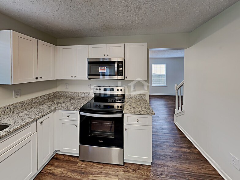Building Photo - 640 Granwood Blvd