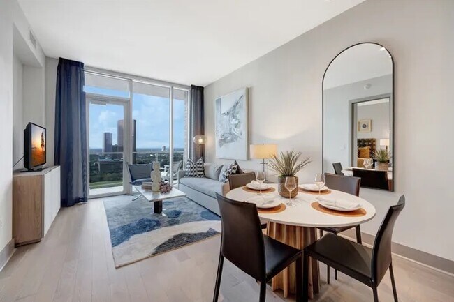 Building Photo - Galleria Luxury: Up to 4 Weeks Free + $500 Off!