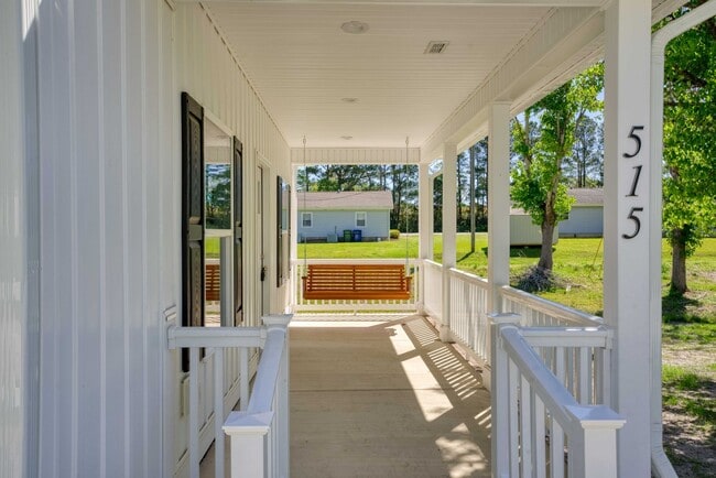 Building Photo - 515 Peru Rd