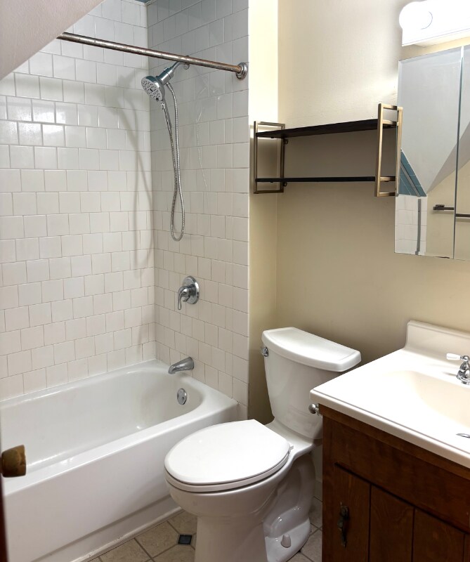 Building Photo - 64 Eddy St