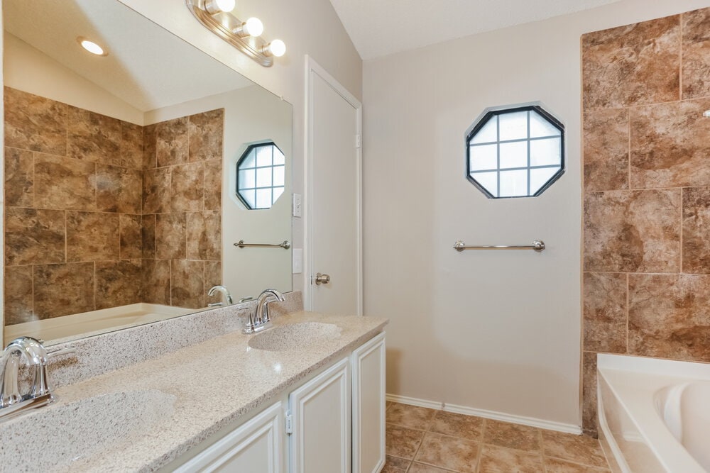 Building Photo - 514 Sims Dr