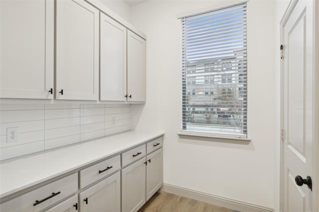 Building Photo - 7135 Buchanan Dr