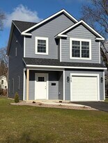 Building Photo - 122 Memphis St