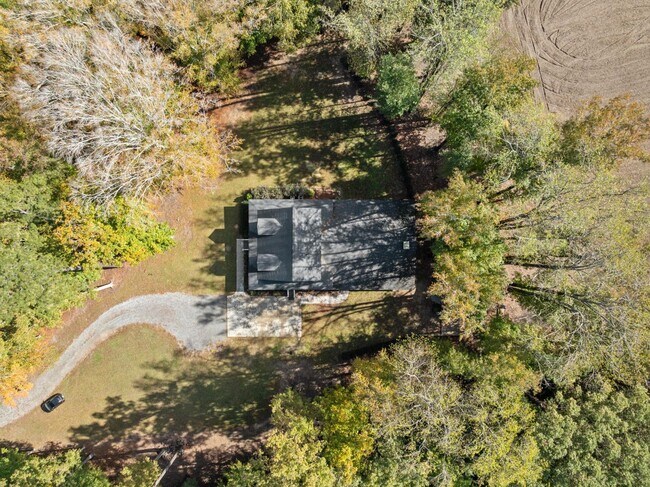 Building Photo - 13340 NC-33