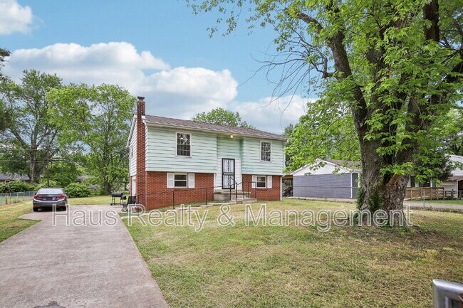 Primary Photo - 144 Airport Rd