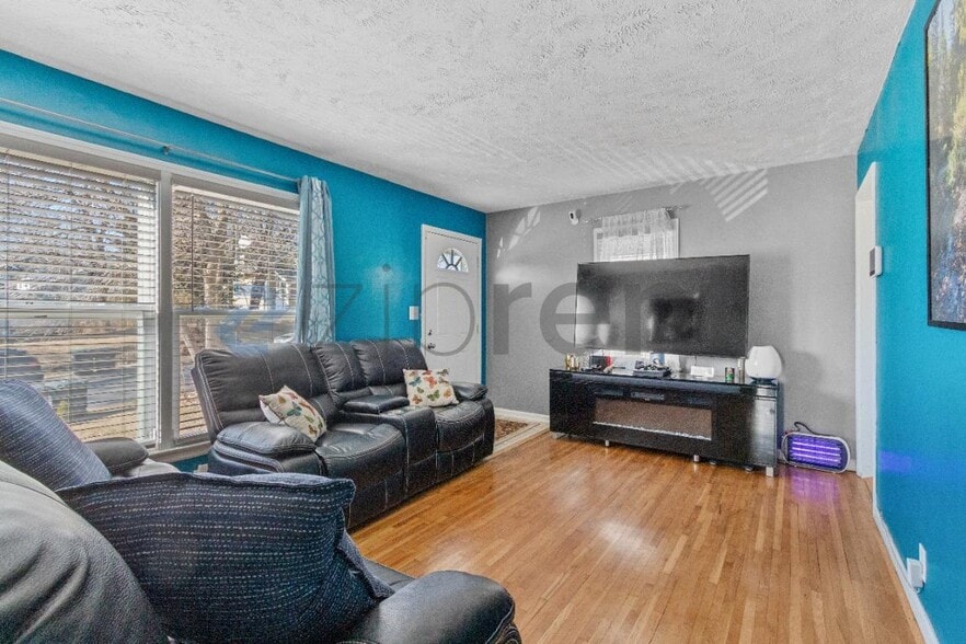 Building Photo - 4019 N 44th St