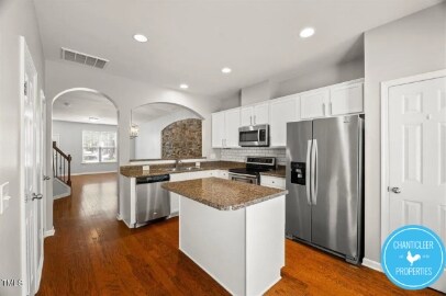 Building Photo - 3100 Berkeley Springs Pl
