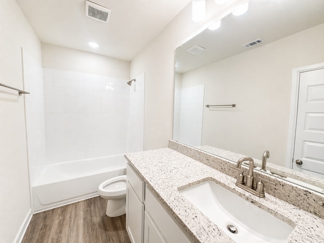 Building Photo - AVAILABLE NOW; APPLY AT OUR WEBSITE TODAY!!