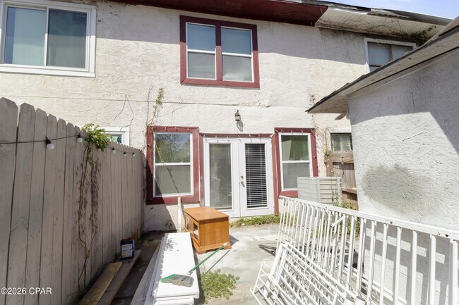 Building Photo - 4455 W 19th St