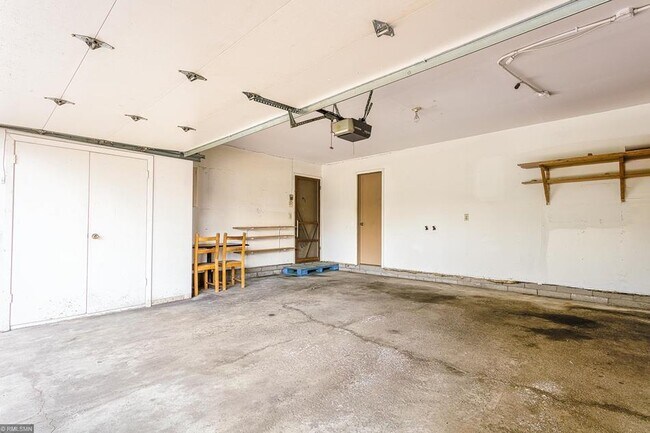 Building Photo - 9241 Upland Ln N