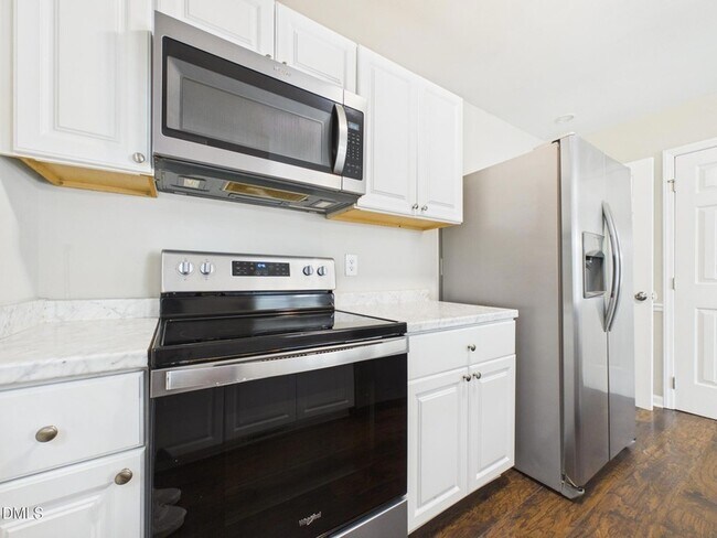 Building Photo - 3516 Casine Ct