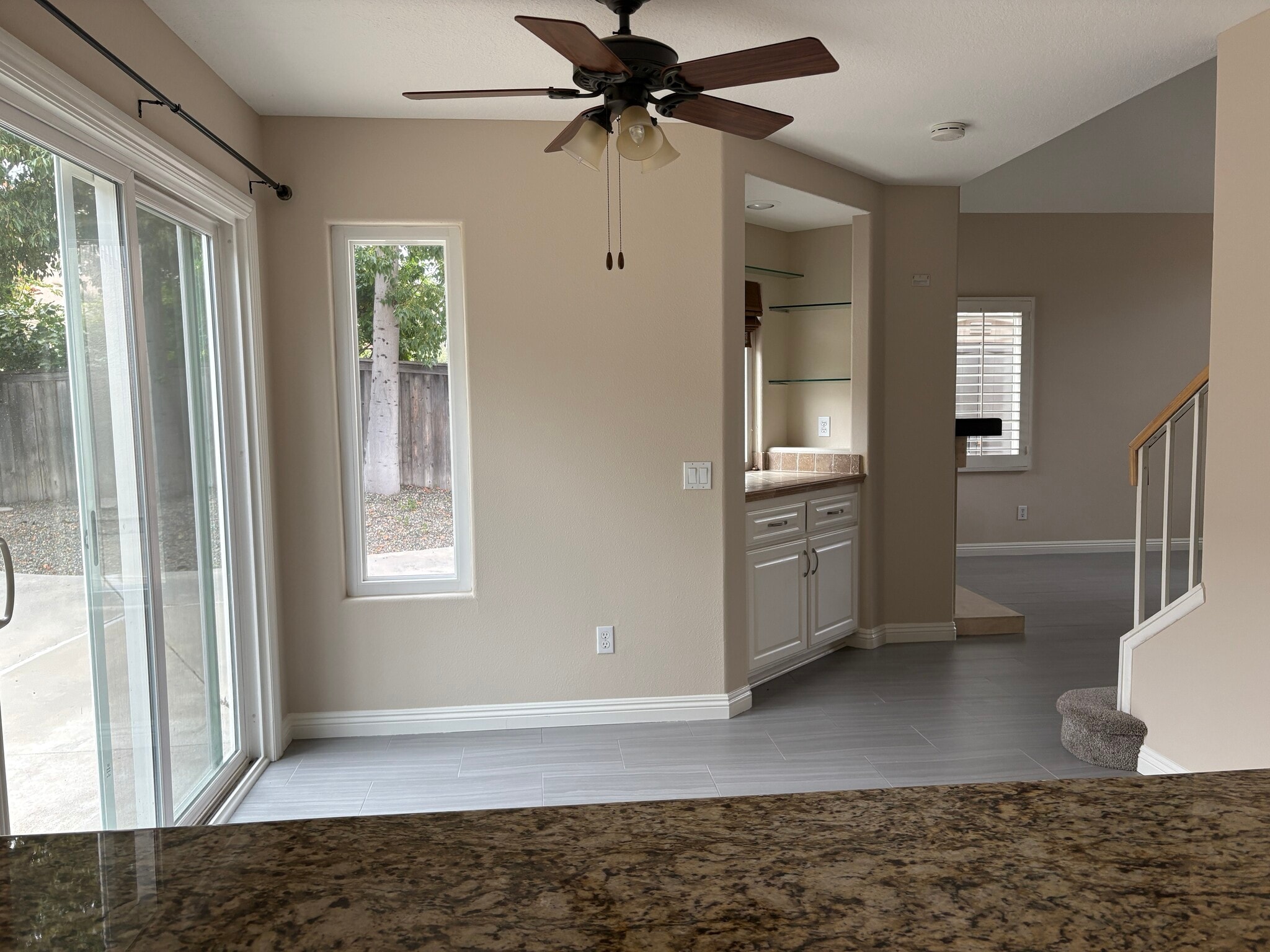 Dining area looking out to bar area - 30061 Whitecap