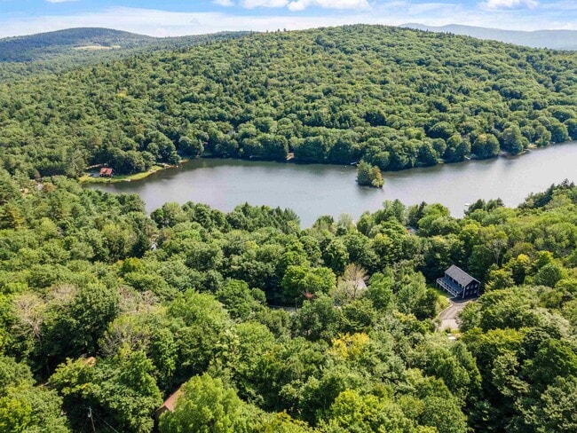 Building Photo - 25 Hilltop Dr