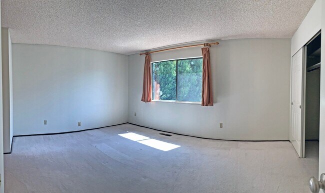 Building Photo - Great 2 Bedroom Home in Central Santa Clara!