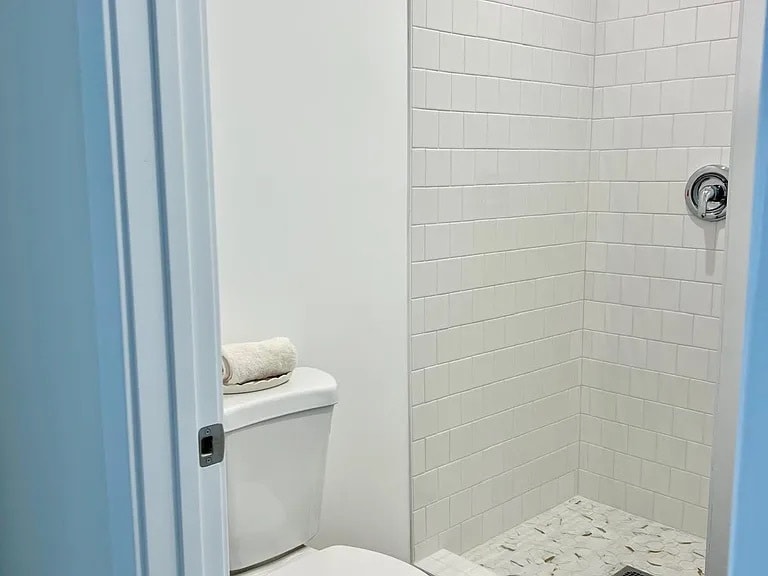 Building Photo - 9427 S 2nd Ave