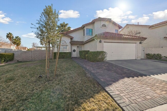 Building Photo - Fully furnished gorgeous Silverado Ranch home!