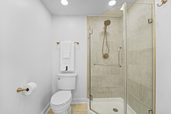 Building Photo - 116 Mary St