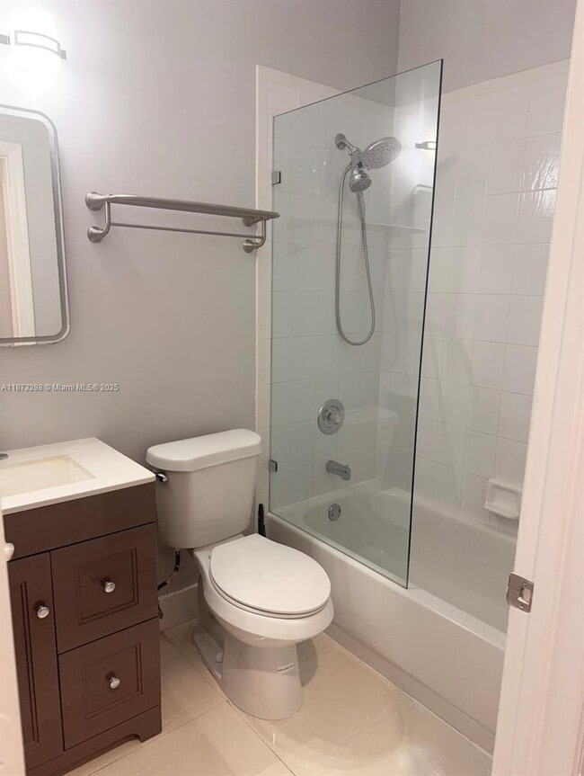 Building Photo - 1400 154th Ave