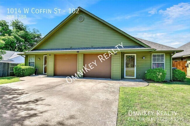 Building Photo - 1014 W Coffin St