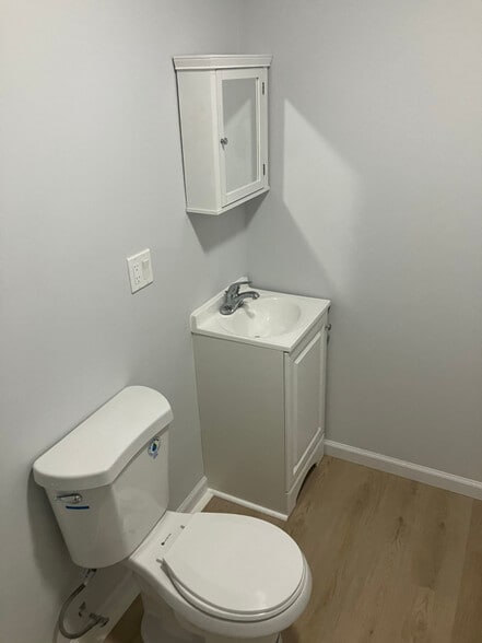 Building Photo - 25 Beech St