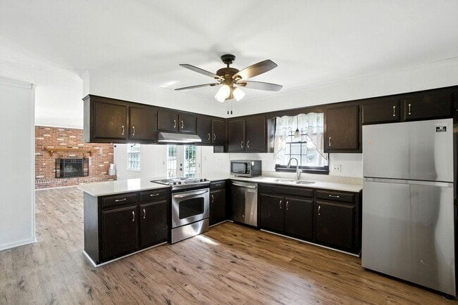 Building Photo - 24 Bohnert Dr