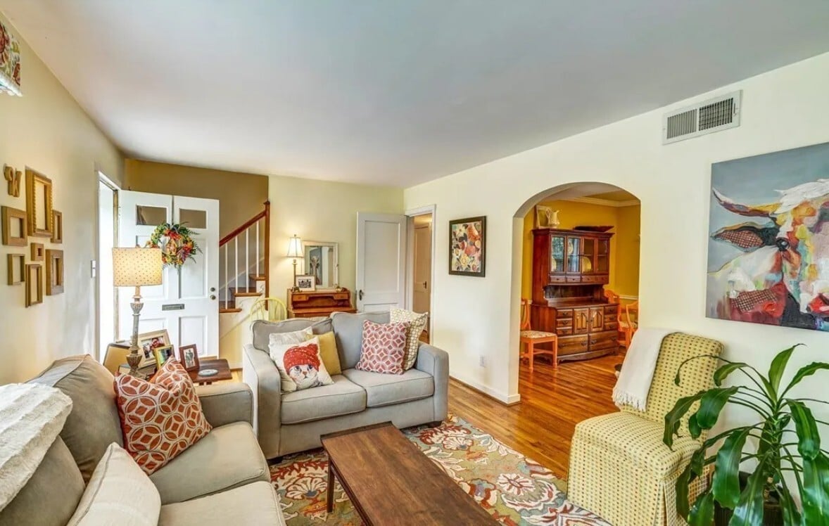 Building Photo - 3500 Rosewood Ave