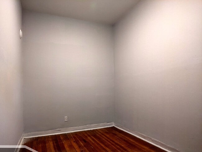 Building Photo - 3544 N Halsted St