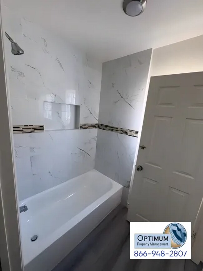 Building Photo - Beautifully newly remodeled 2-bedroom, 1-bathroom home