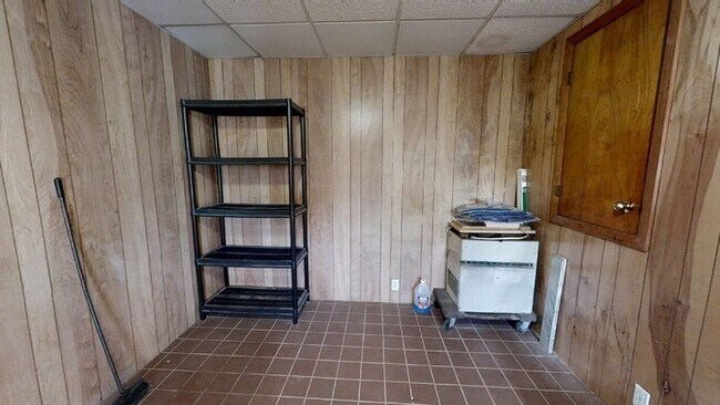 Building Photo - 97 Hawthorne St