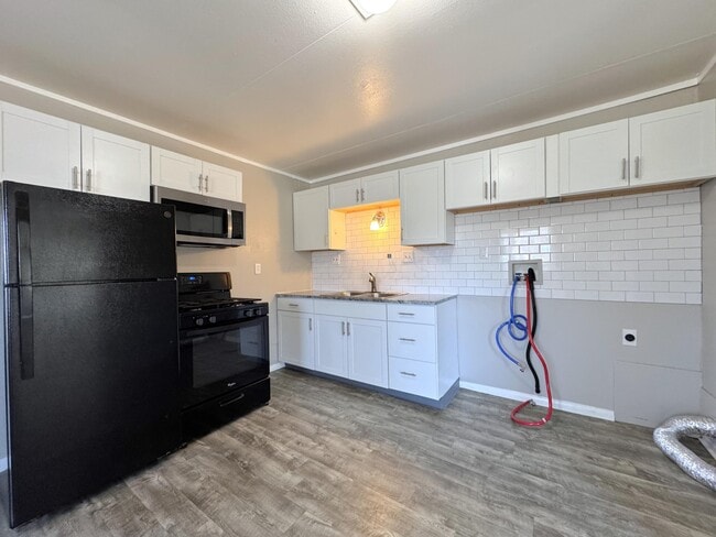 Building Photo - 2656 Glenbar Ct